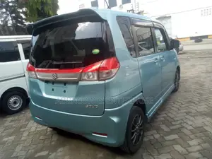 Suzuki Solio 2015 Blue