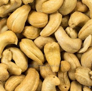 Roasted Salted Cashew Nuts - thumbnail 2