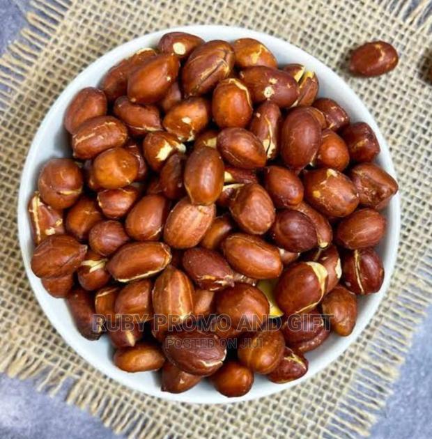 Roasted Salted Peanuts - thumbnail 3