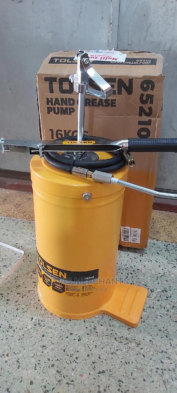 Grease Bucket With 16kg Capacity