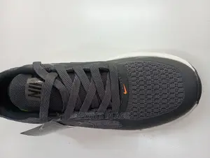 Nike W Workout Shoes