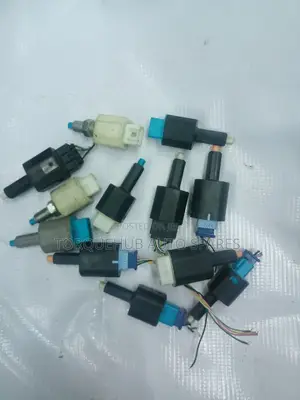 Prado Land Cruiser/Lexus Brake Switch