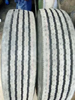 9.5R17.5 Bridgestone Made in Japan