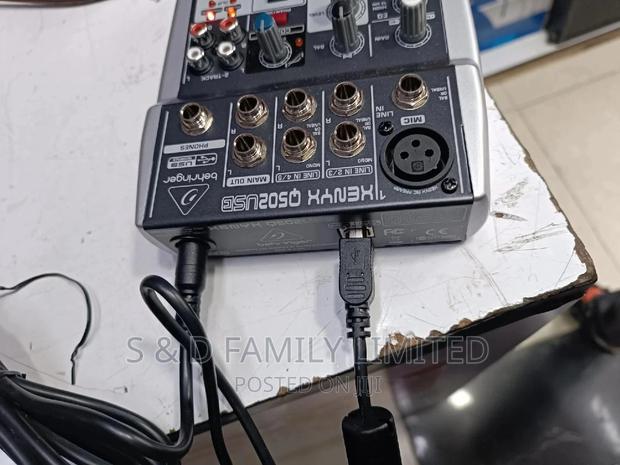 Behringer Xenyx Q502USB Mixer - thumbnail 2