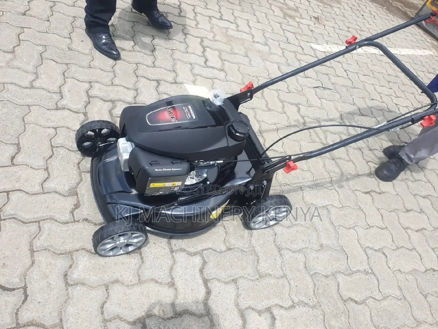 4.2HP Honda Lawn Mower - Self Propelled