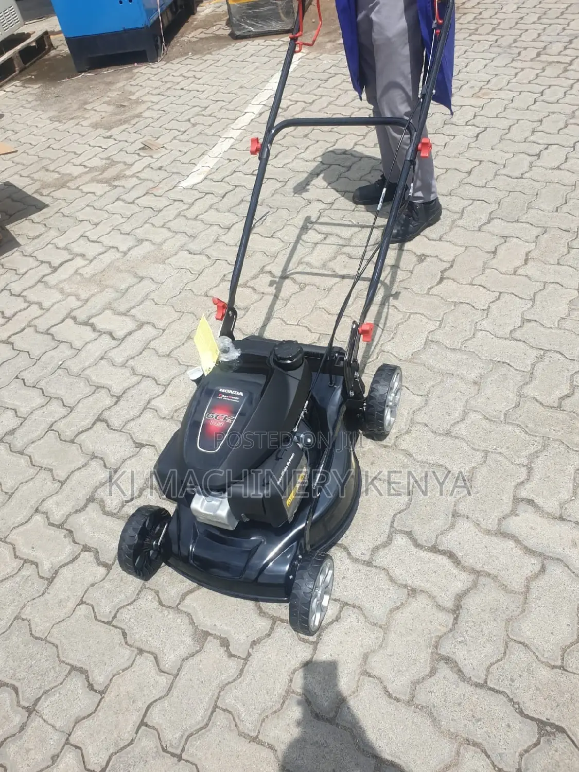 4.2HP Honda Lawn Mower - Self Propelled