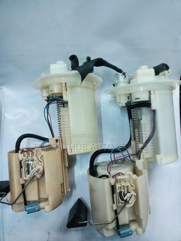 Auris/Aqua Fuel Pump - thumbnail 2