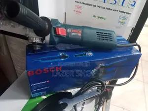 750w Bosch Grinder