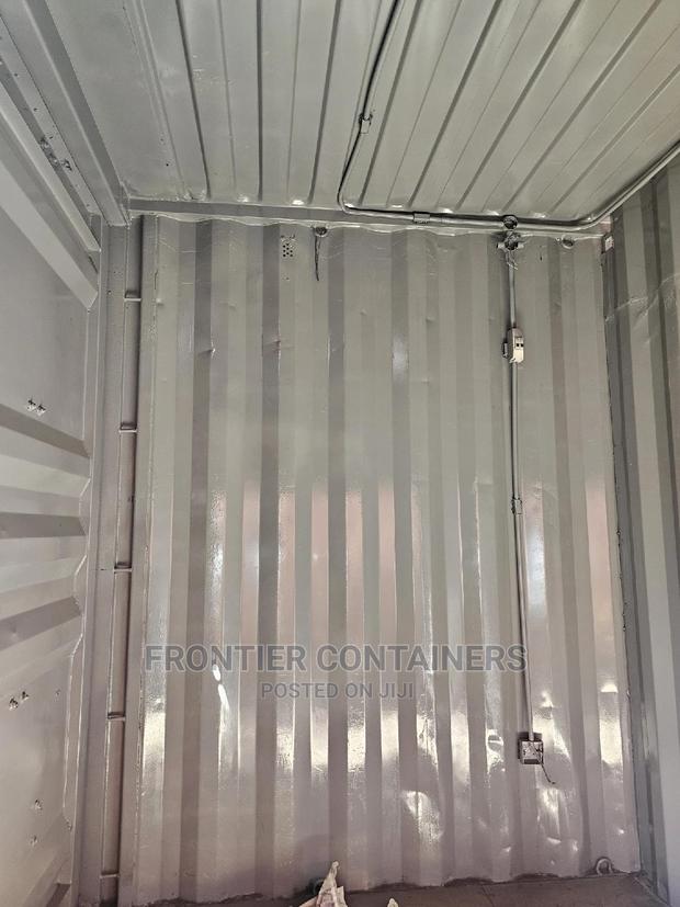 40ft High Cube Container Cut Into 6shops - thumbnail 3