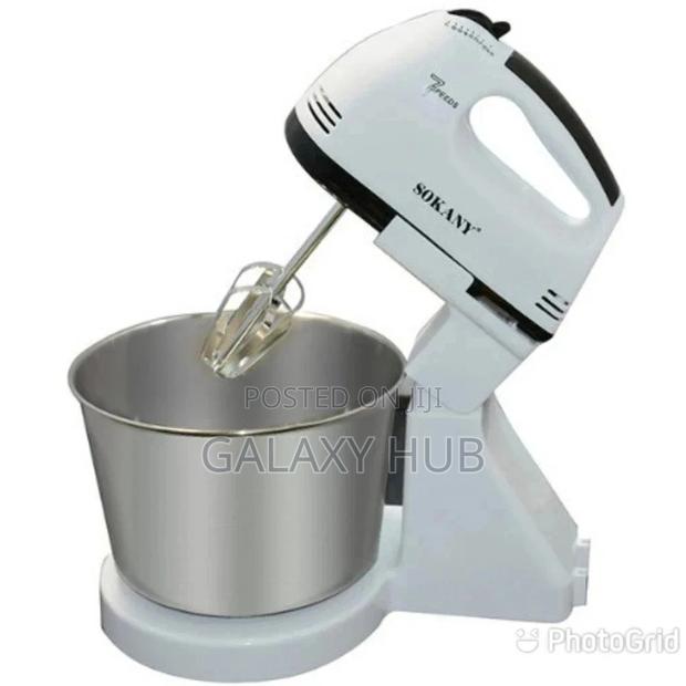 Hand Mixer With a Bowl