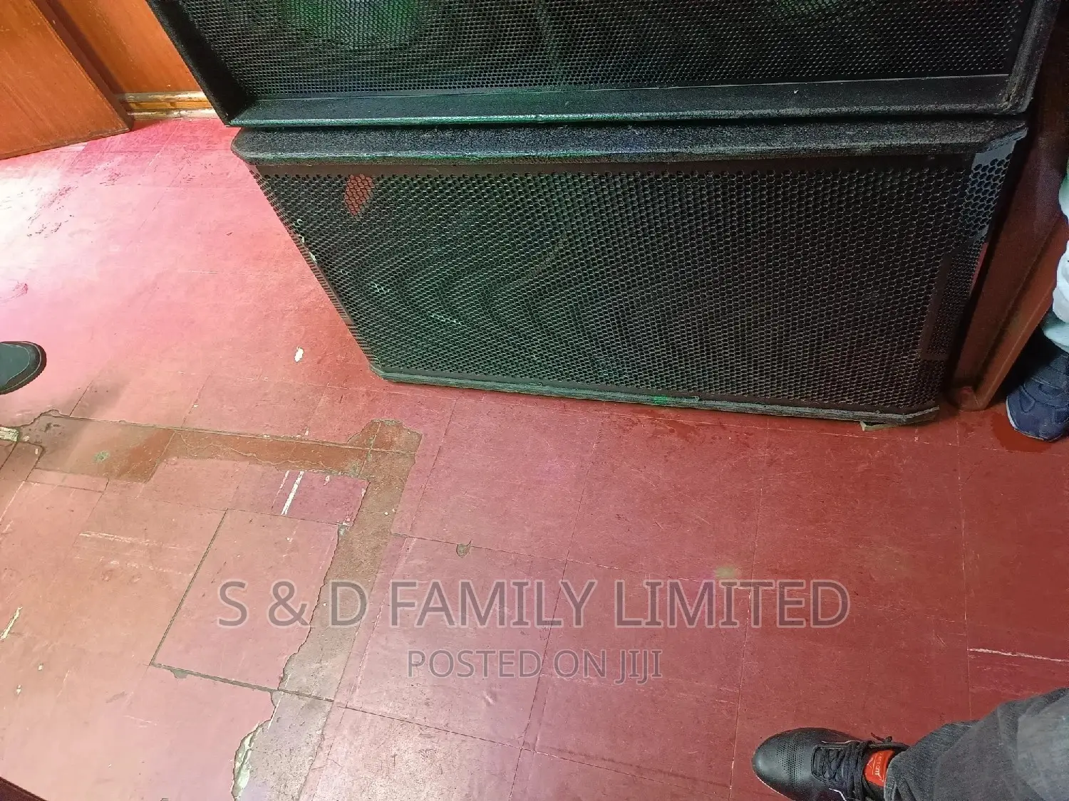 Double Bass Empty Cabinet