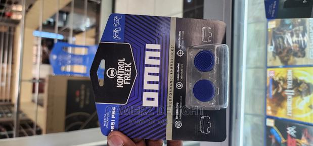 Control Freaks - thumbnail 3