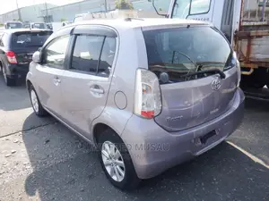 Toyota Passo 2015 Purple