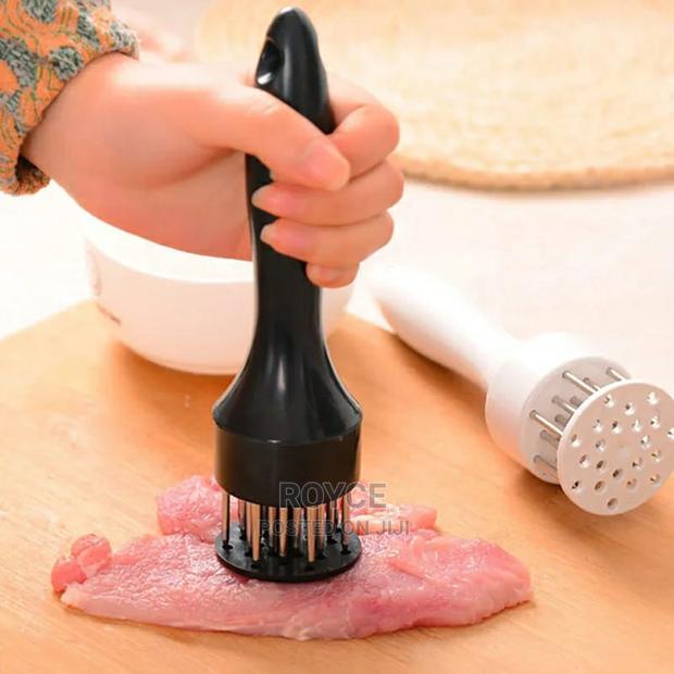 Meat Tenderizer With Stainless Steel Needles