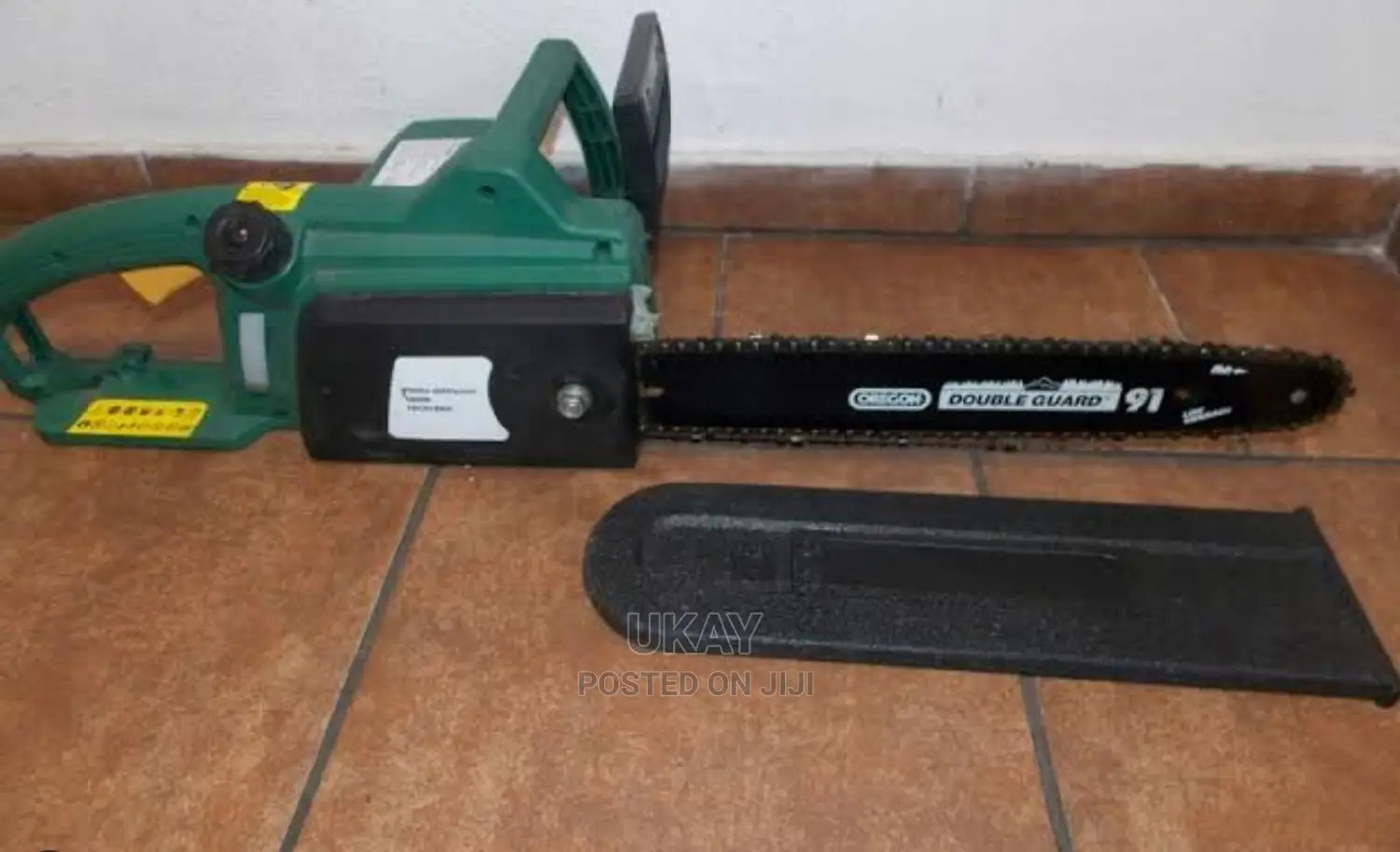 Ex-Uk Electric Chainsaw