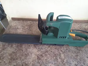 Ex-Uk Electric Chainsaw