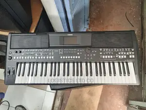 Yamaha Psr-sx600 Portable Keyboard