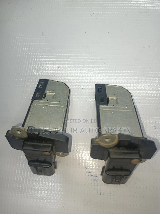 Toyota Hiace/Isuzu Mass Airflow Sensor - main view