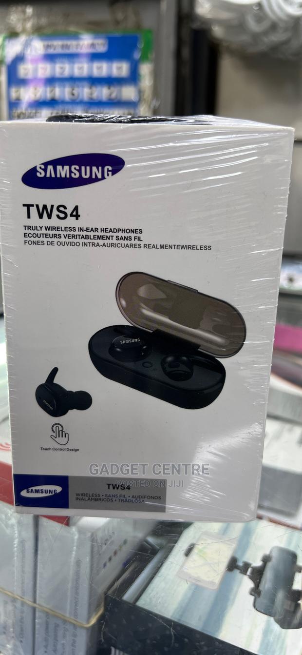 Samsung TWS 4 Earbuds