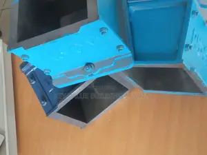 Imported Concrete Testing Cube Moulds (Cost Iron)