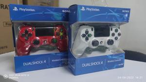 Playstation 4 Gamepad - thumbnail 2