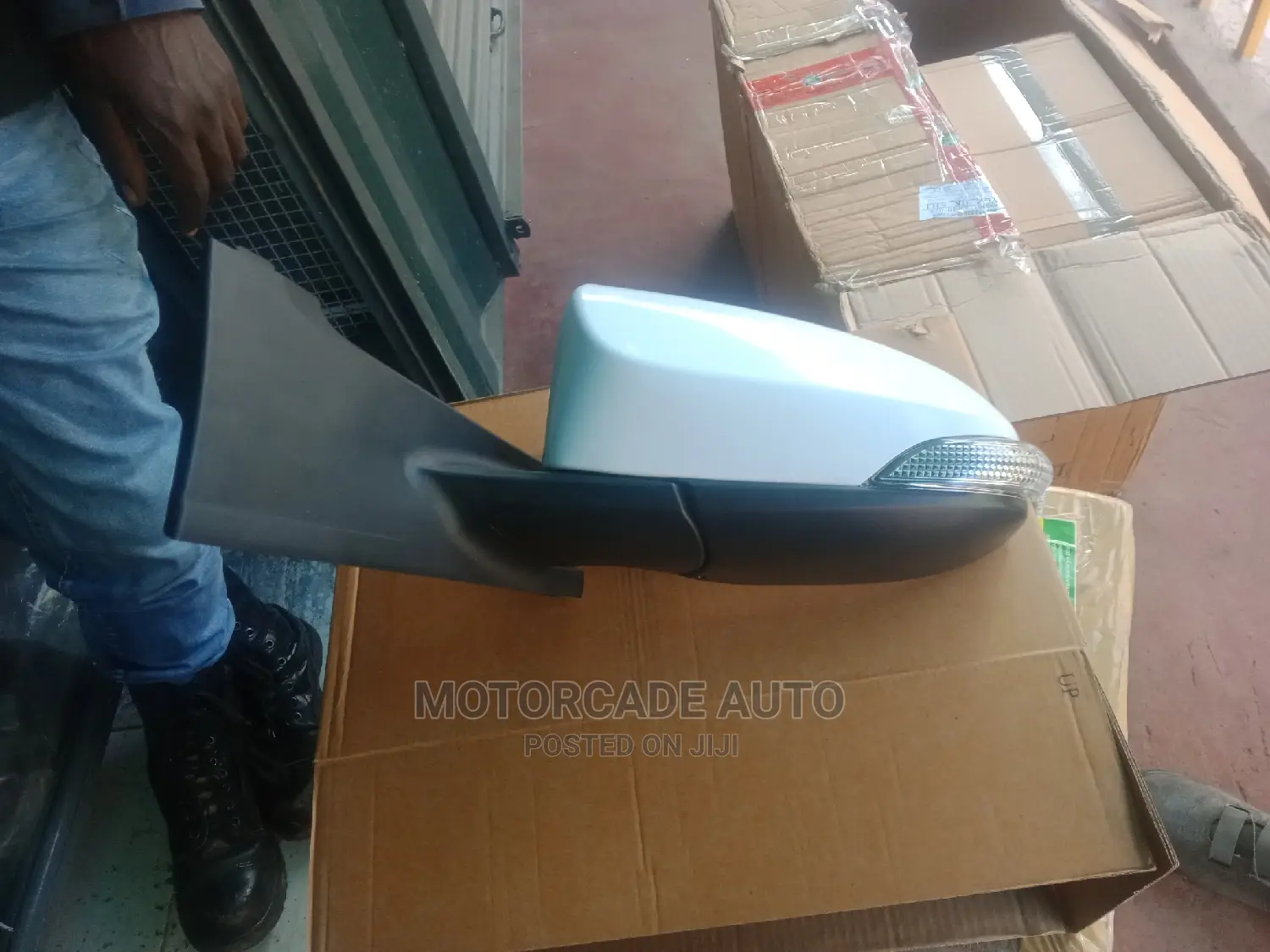 Side Mirror Toyota Vitz 2012