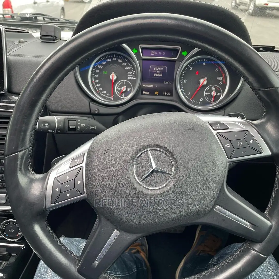 Mercedes-Benz GL-Class 2016 Off White