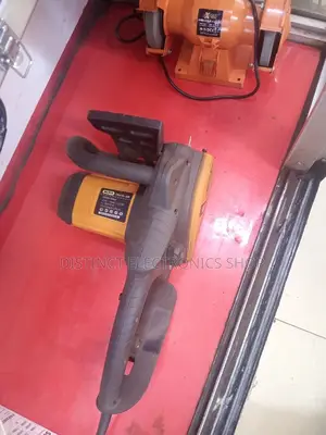 Dera 1600w Chain Saw