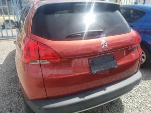 Peugeot 2008 1.2 PureTech (82 Hp) 2016 Red