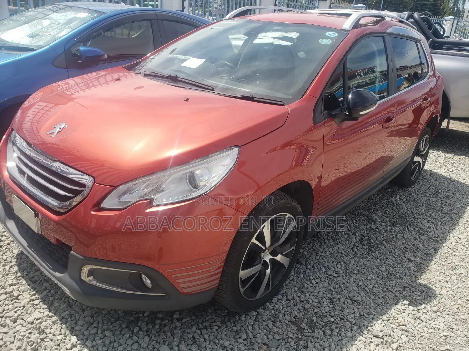 Peugeot 2008 1.2 PureTech (82 Hp) 2016 Red