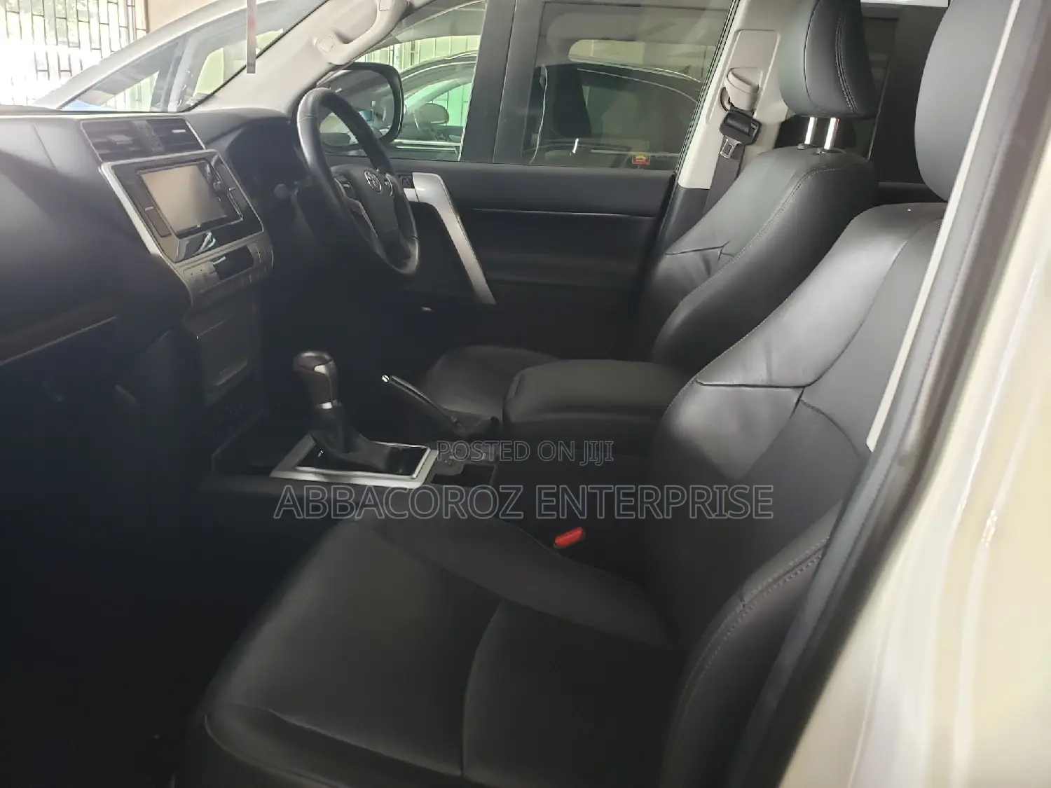 Toyota Land Cruiser Prado 2.7 2018 White