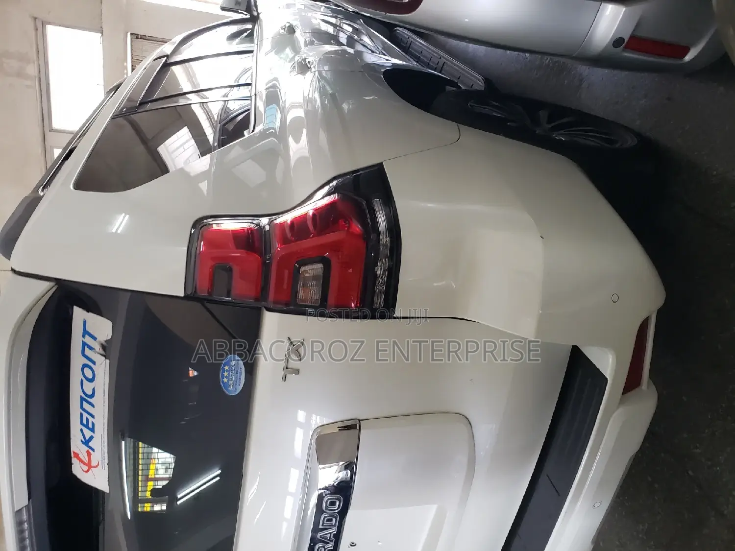 Toyota Land Cruiser Prado 2.7 2018 White