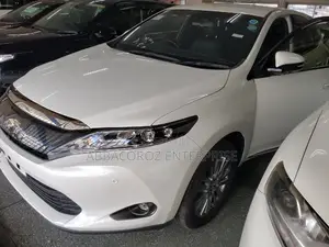 Toyota Harrier 2.0 4WD 2016 Pearl