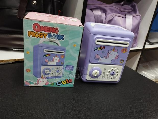 Kids Piggy Bank - main view