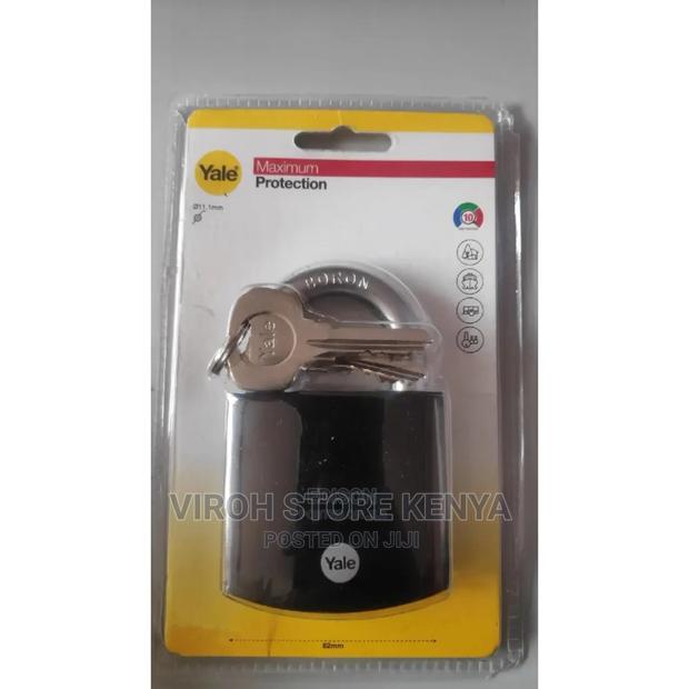 Yale Padlock Maximum Protection Heavy Duty Padlock - 3 Keys