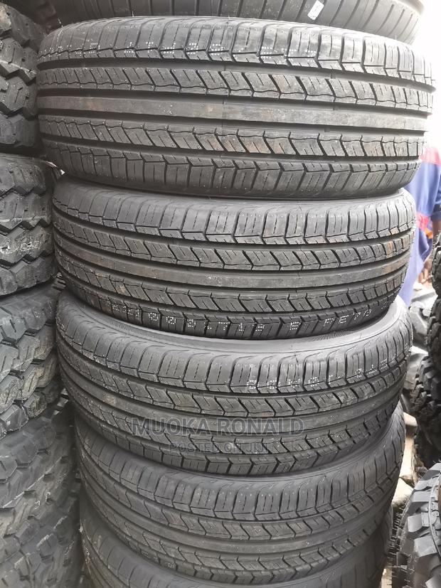 225/60r17 Blackhawk Tyre
