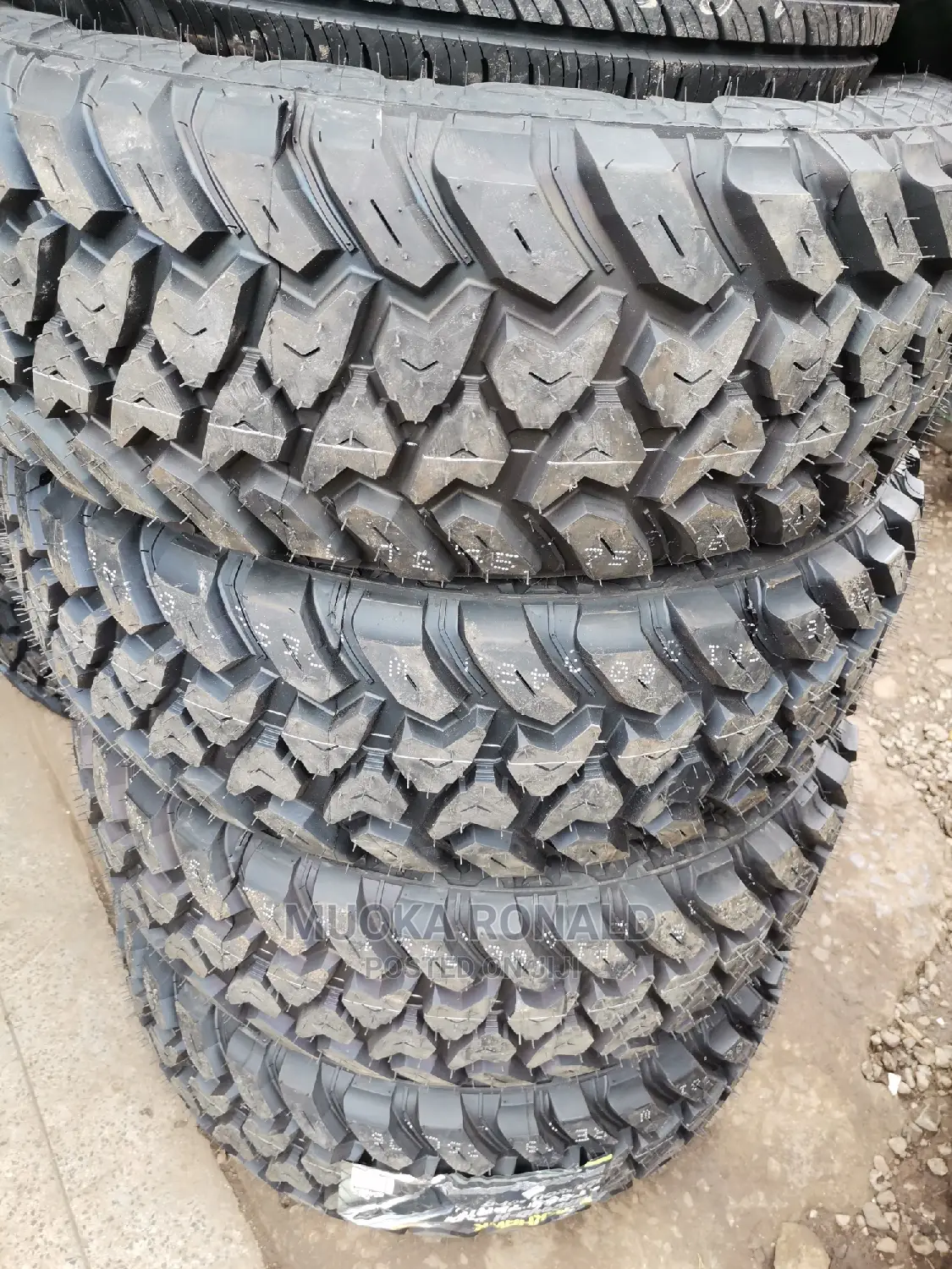 265/75r16 Blackhawk Tyre (M/T