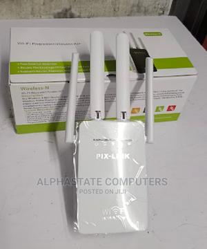 Brand New .Pixlink Wifi 300 MBPS Wifi Repeater