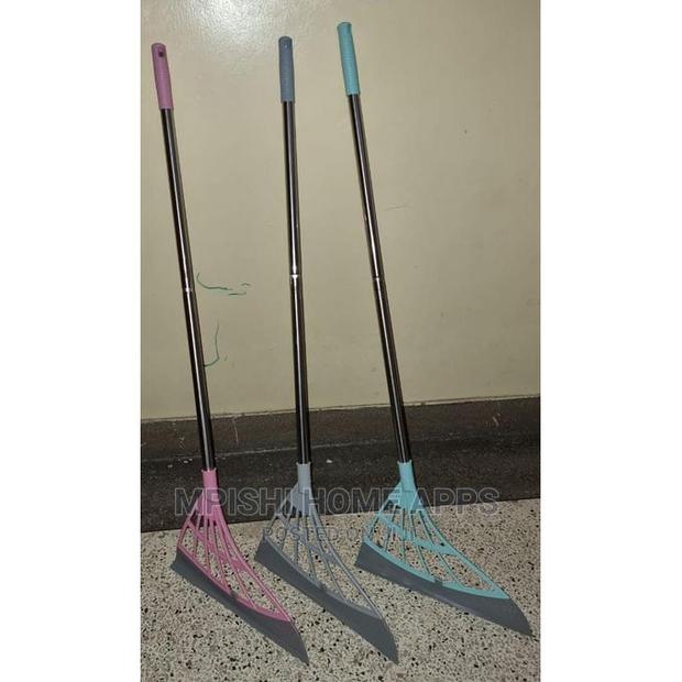 Floor Cleaning Squeegee - thumbnail 4