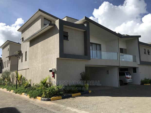 4bdrm Townhouse/Terrace in Gateway Area, Syokimau for sale