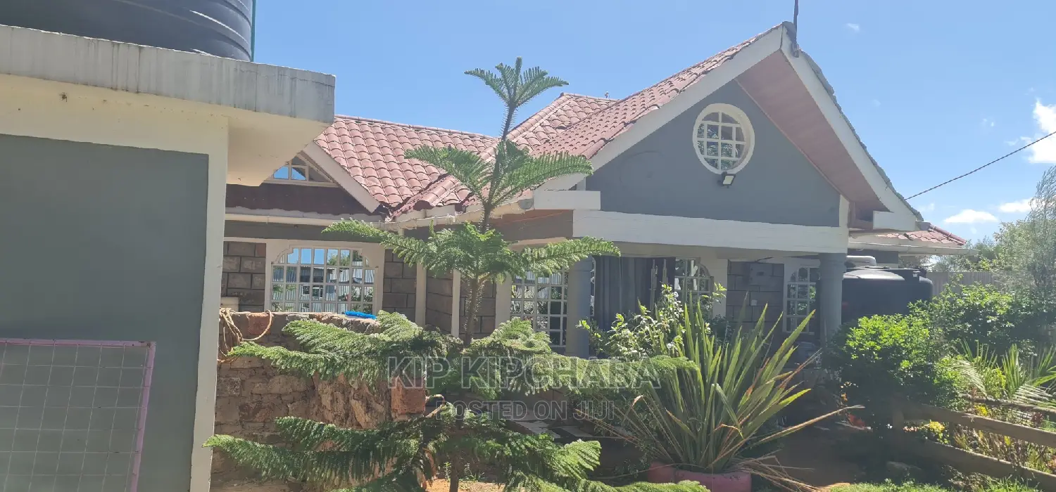 1bdrm Bungalow in Sogomo, Kuinet for Sale