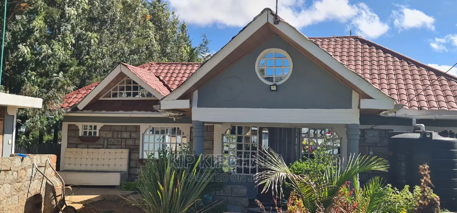1bdrm Bungalow in Sogomo, Kuinet for Sale