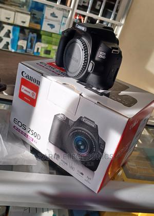 Canon 250d Brand New - thumbnail 2