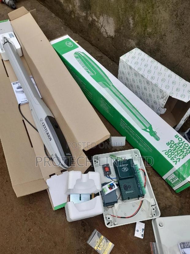 Swing Gate Centurion Motors - main view