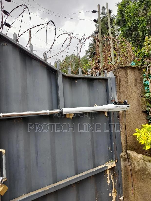 Swing Gate Centurion Motors - thumbnail 4