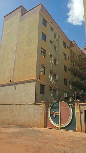 2bdrm Block of Flats in Ruaka Estate for Sale