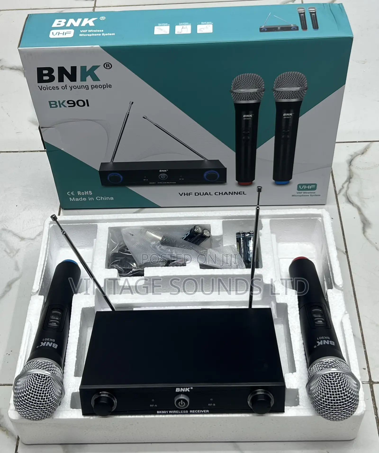 BNK 901 Dual Channel VHF Wireless Microphone