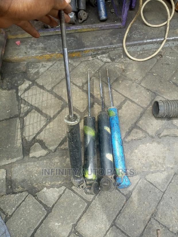 Mercedes Benz W123 Shocks - main view