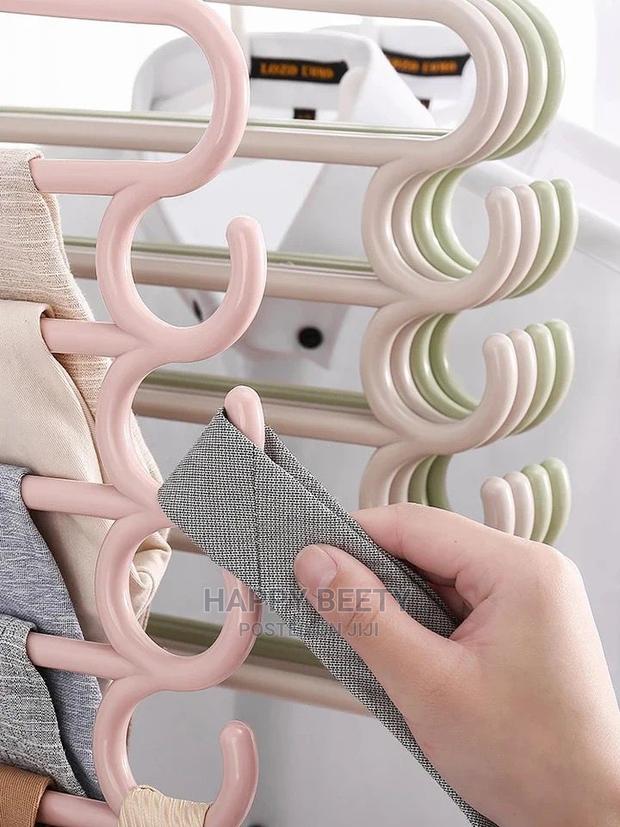 Hard Plastic Trouser Hangers - thumbnail 2