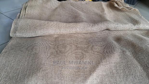 Hessian/ Jute/Barlap Fabrics - thumbnail 4